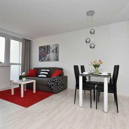 Apartament Rosso Apartment Stary Toruń Екстериор снимка